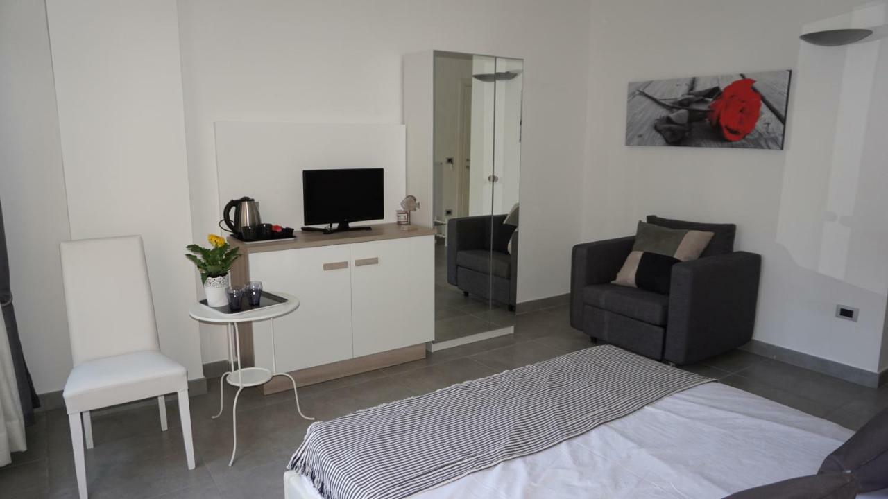Myb Apartment Naples Luaran gambar