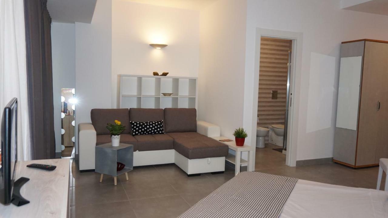 Myb Apartment Naples Luaran gambar